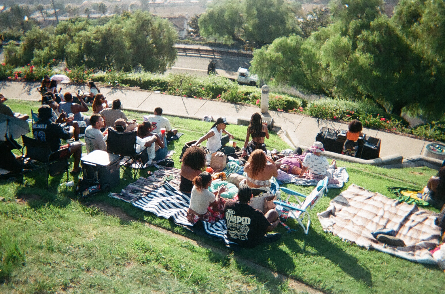 Sunset Sessions season finale on a disposable camera, frame 05